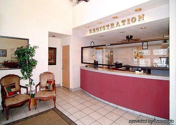Lodge Econo West - Coors Blvd